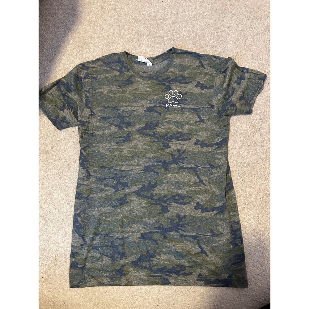 PAWZ t-shirt NWOT